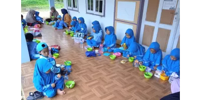 Kegiatan PMT makanan Sehat